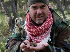 &Nu;. &Phi;&iota;&lambda;&iota;&pi;&pi;ό&pi;&omicron;&upsilon;&lambda;&omicron;&sigmaf;: &Omicron; &Gamma;&eta;&tau;&epsilon;&upsilon;&tau;ή&sigmaf; &tau;&omega;&nu; ά&gamma;&rho;&iota;&omega;&nu; &mu;&alpha;&nu;&iota;&tau;&alpha;&rho;&iota;ώ&nu;